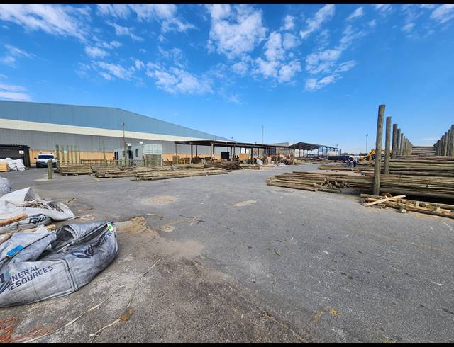 4,000M² INDUSTRIAL YARD TO LET IN ROODEKOP